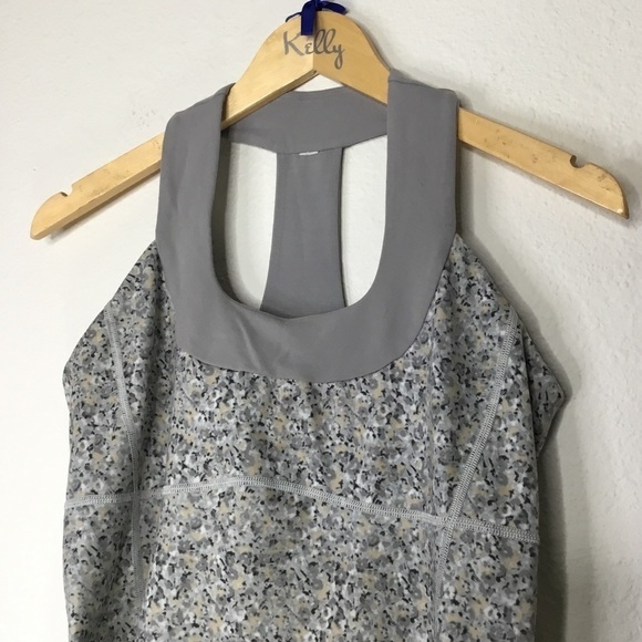 Lululemon Workout Tank Top - Picture 2 of 6